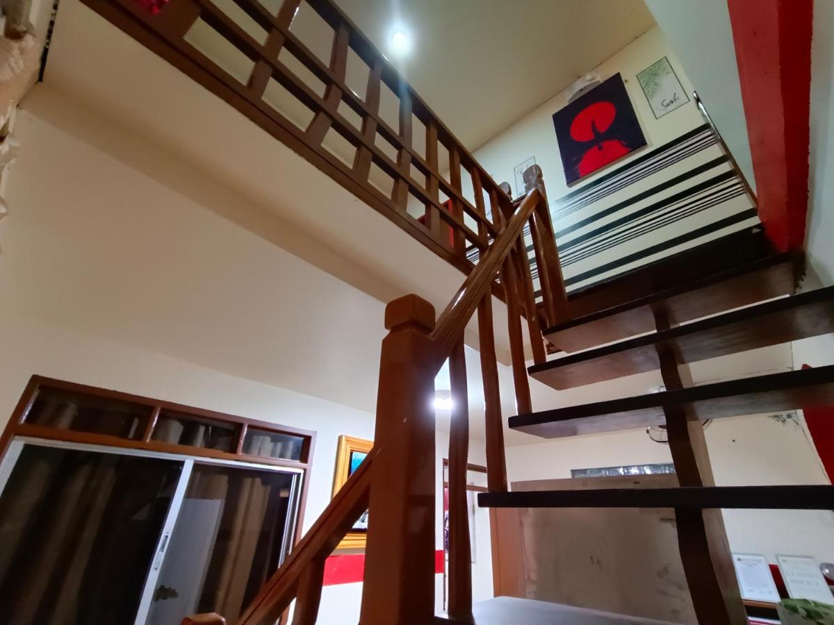 Yuki Lodge - El Nido Ph エクステリア 写真